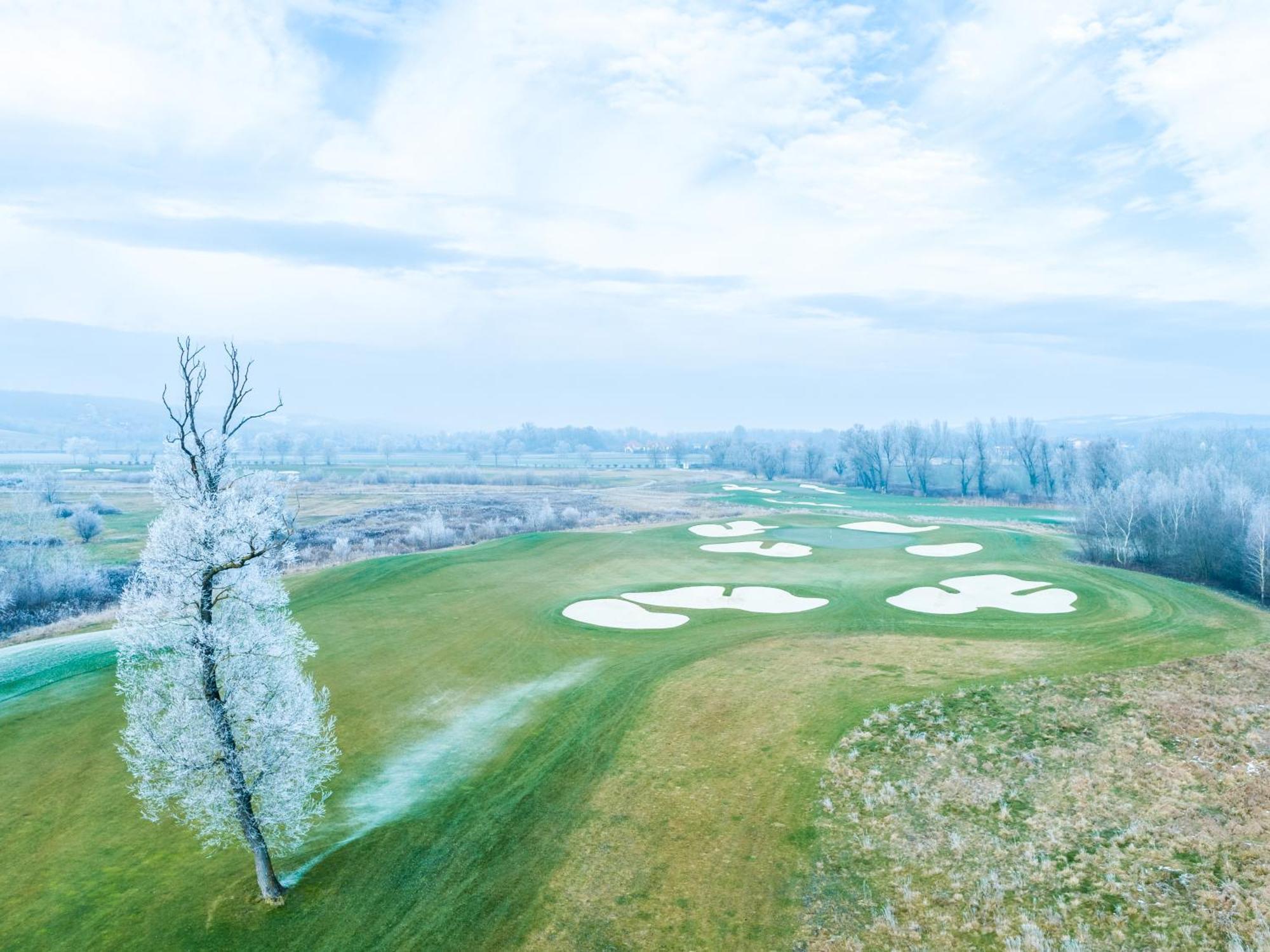 Zala Springs Golf Resort Zalacsány Exterior foto